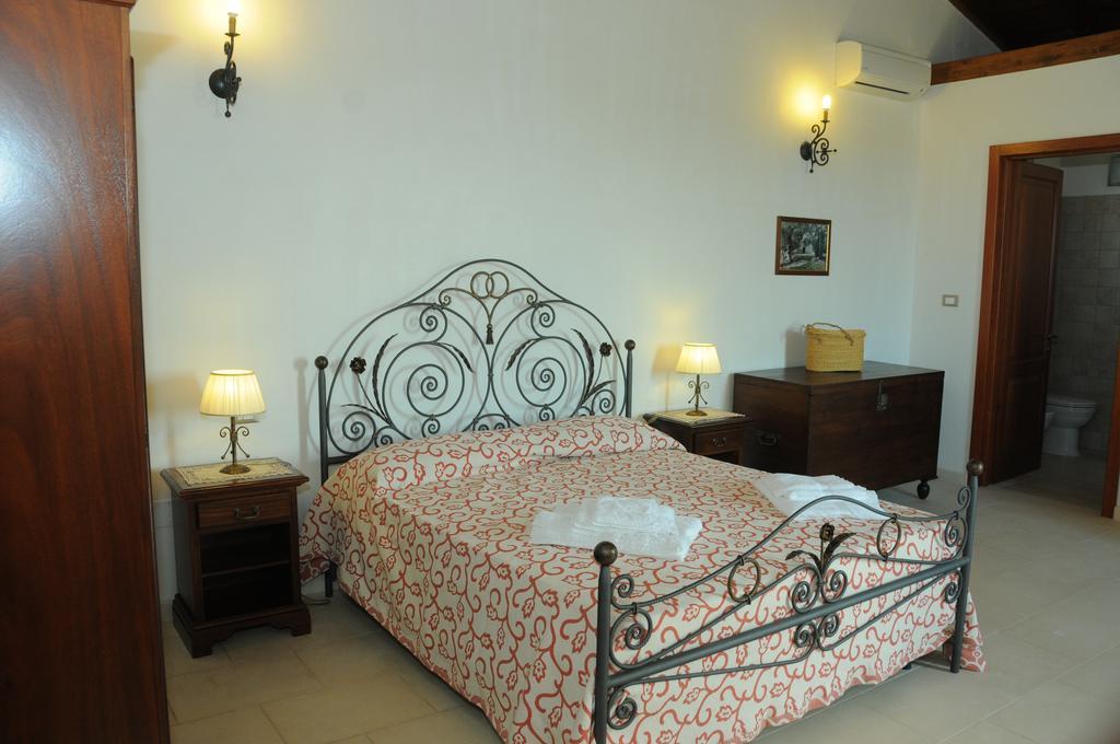 Agriturismo Masseria Quaremme Carpignano Salentino Phòng bức ảnh